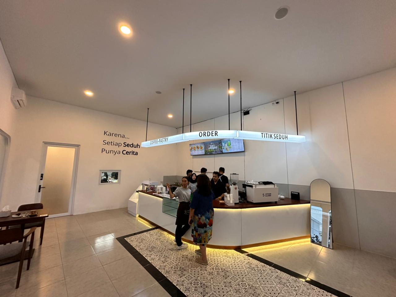 Bisnis Coffee Shop