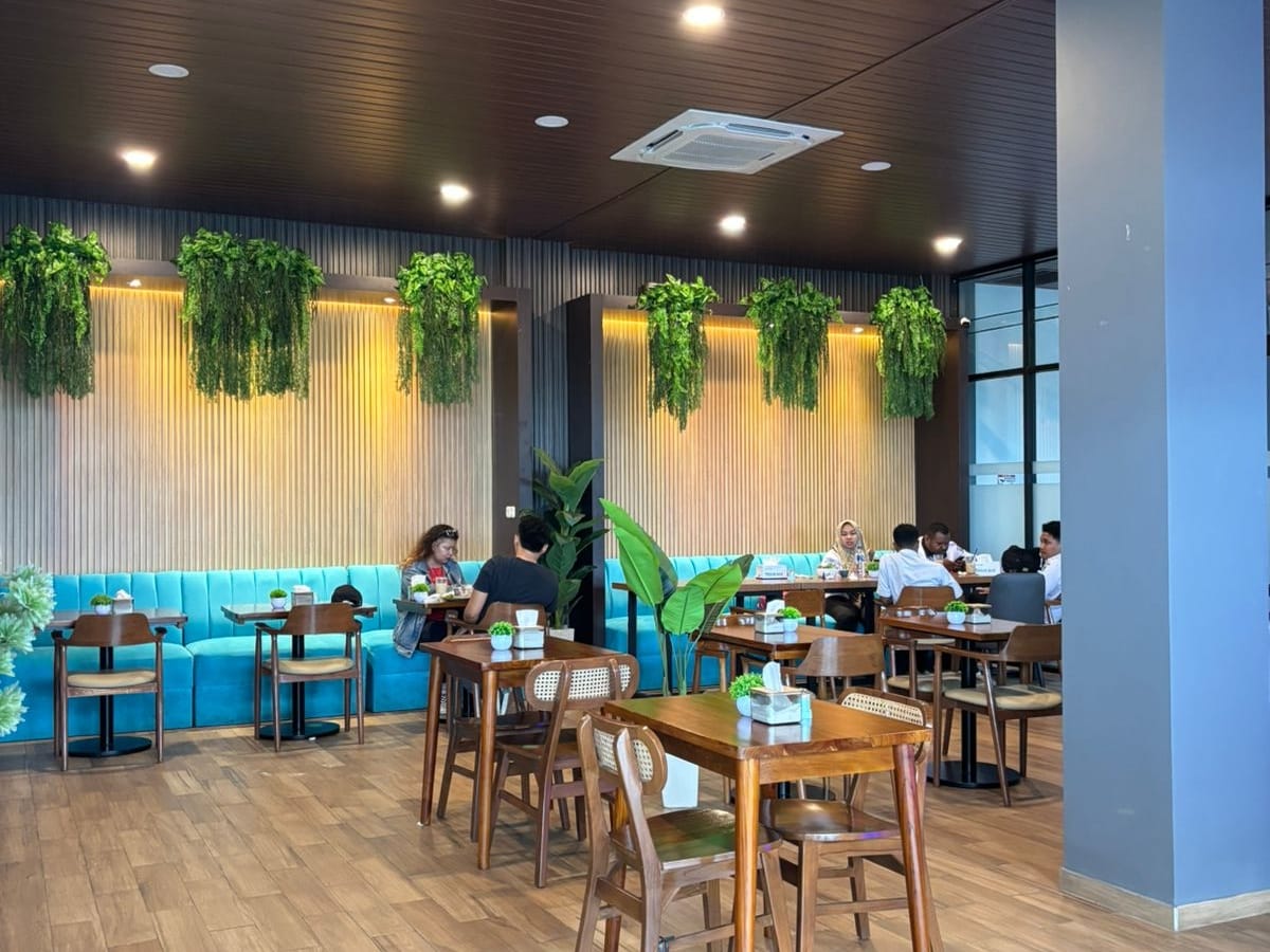 Franchise Coffee Shop
